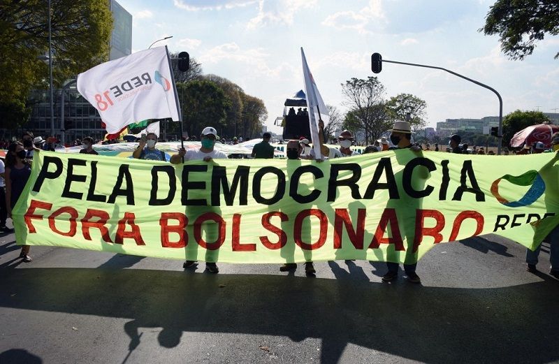 البرازيل.. المئات يحتجون ضد الرئيس بولسونارو بعد أسبوع من التوتر