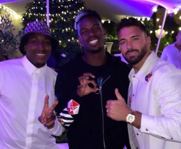 صور خطوبة "رياض محرز" تنتشر على مواقع التواصل الاجتماعي