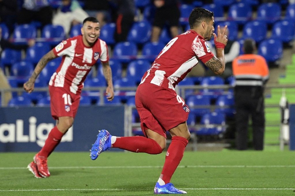 ثنائية سواريز تمنح أتلتيكو مدريد فوزاً مثيراً في الليغا