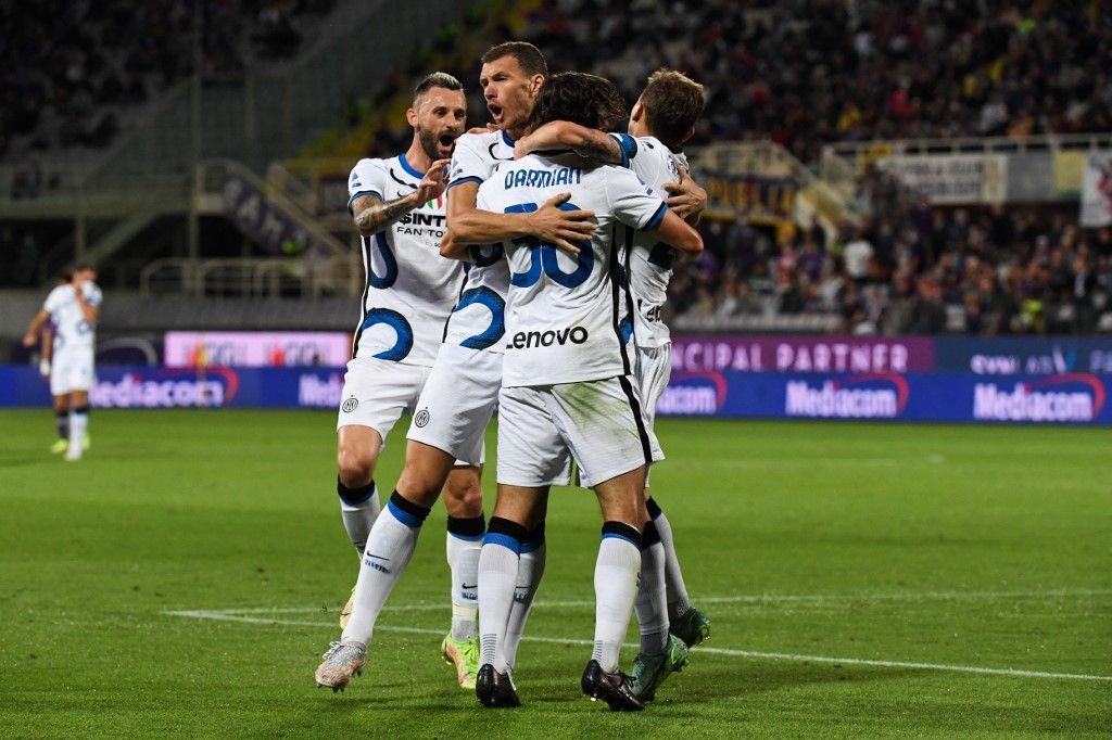 إنتر يواصل نتائجه الرائعة ويضرب فيورنتينا بثلاثية 2 إنتر يواصل نتائجه الرائعة ويضرب فيورنتينا بثلاثية