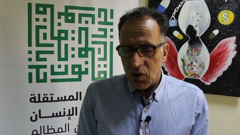 بعد الاعتداء على طلاب في جامعة غزة.. طلاب يؤكدون: "حماس لن تمنعنا من التعبير عن ثوابتنا الوطنية" 3 بعد الاعتداء على طلاب في جامعة غزة.. طلاب يؤكدون: "حماس لن تمنعنا من التعبير عن ثوابتنا الوطنية"