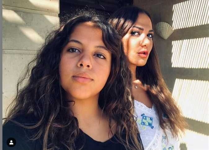 حفيدة عادل إمام: لن أحترف التمثيل 1 حفيدة عادل إمام: لن أحترف التمثيل