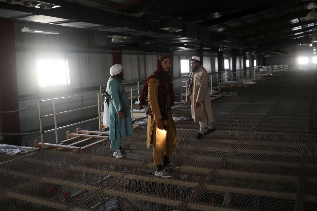 رسالة من أحمد مسعود عبر أخبار الآن.. أين يتواجد وكيف ستواجه المقاومة طالبان؟