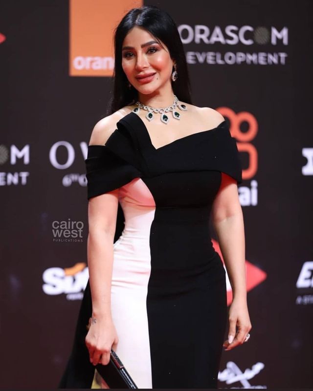 بالصور.. أبرز إطلالات النجمات خلال افتتاح مهرجان الجونة السينمائي 2021