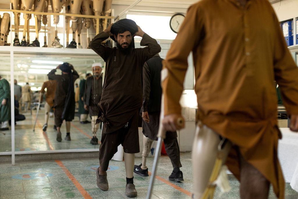 عيادة كابول.. معاناة مقاتلي طالبان والجنود من جروح الحرب