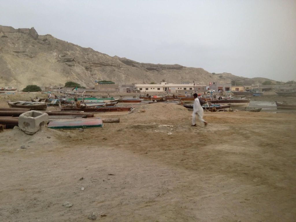 الصين تحرم باكستان من الإستفادة من غوادار وتضرب صناعاتها المحلية