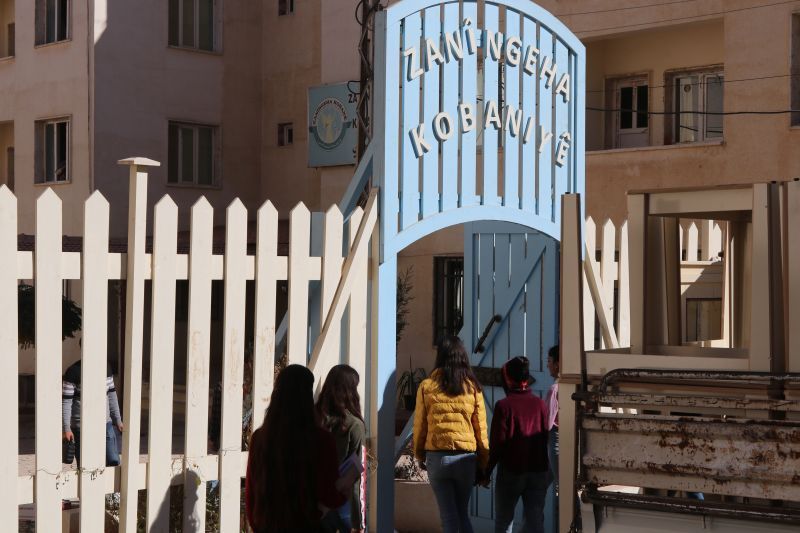 عين العرب كوباني.. مدينة هزمت داعش وأنشأت أول جامعة كردية في سوريا