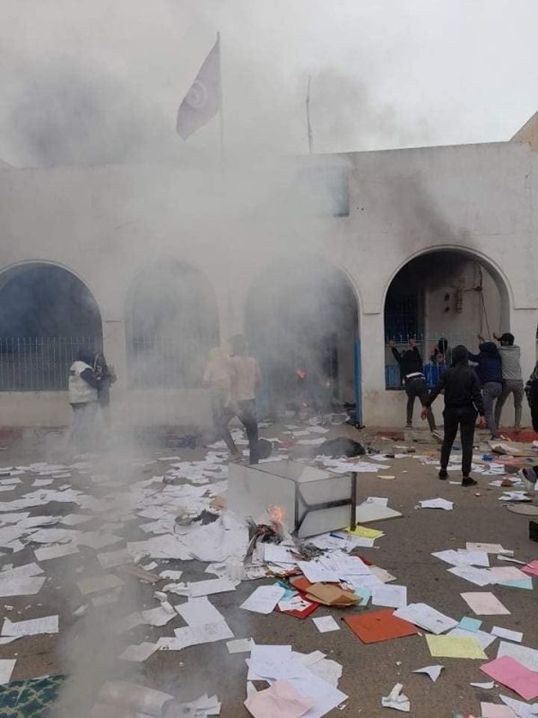 الاتحاد العام التونسي للشغل يعلن إضرابا عاما في البلاد.. ما السبب؟