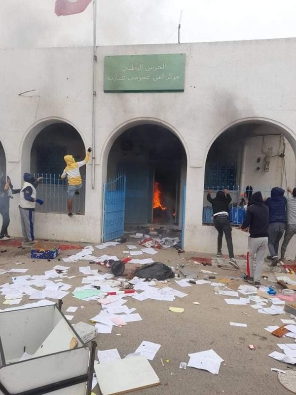 الاتحاد العام التونسي للشغل يعلن إضرابا عاما في البلاد.. ما السبب؟