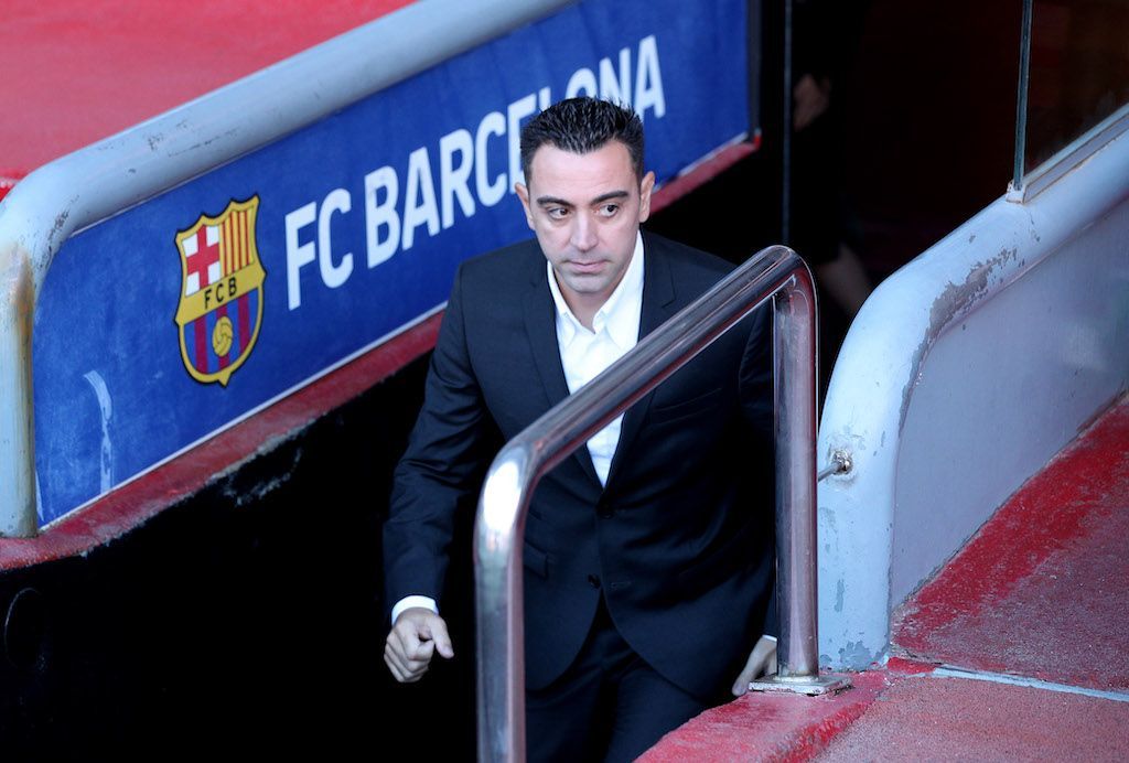 رغبة تشافي تثير الغموض حول مستقبل محمد صلاح