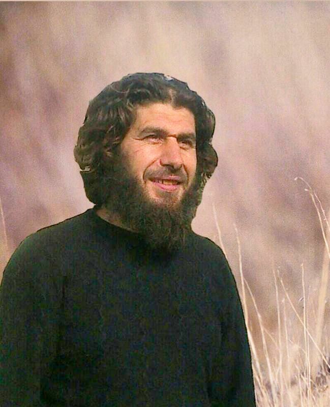 مطلوب للتحالف الدولي.."تحرير الشام" تعدم جهاديًا بارزًا 1 مطلوب للتحالف الدولي.."تحرير الشام" تعدم جهاديًا بارزًا