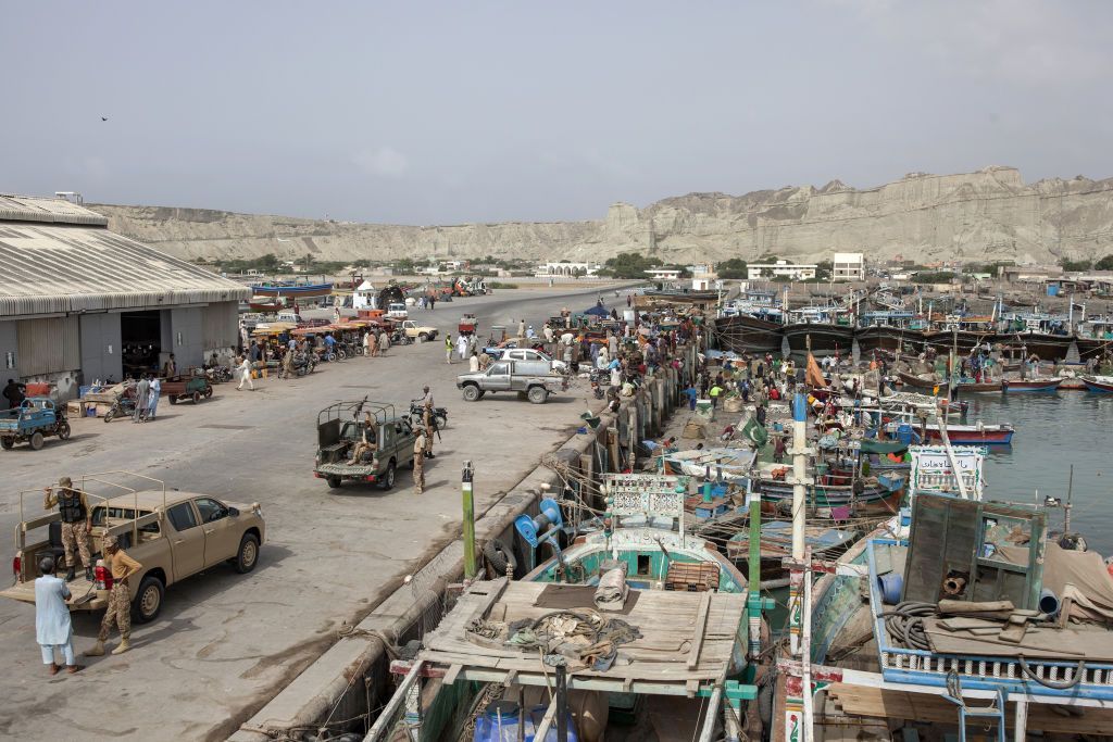 صيّادون باكستان يفقدون سبل عيشهم.. غليان في غوادار ضدّ مشروع الممر