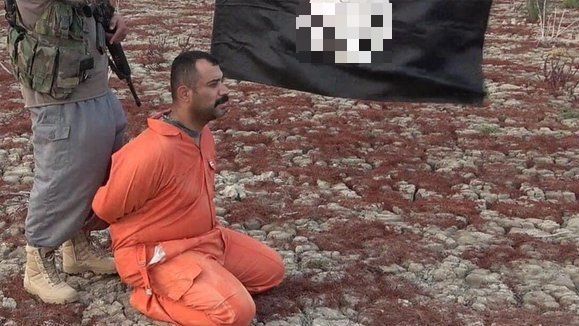 بطريقة وحشية.. داعش الإرهابي يقتل الضابط العراقي ياسر الجوراني