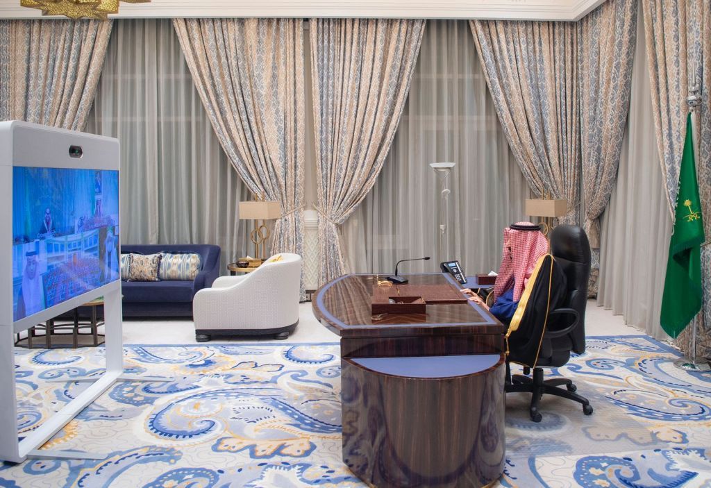 العاهل السعودي: دعم إيران لميليشيا الحوثي "يهدد أمن المملكة والمنطقة"