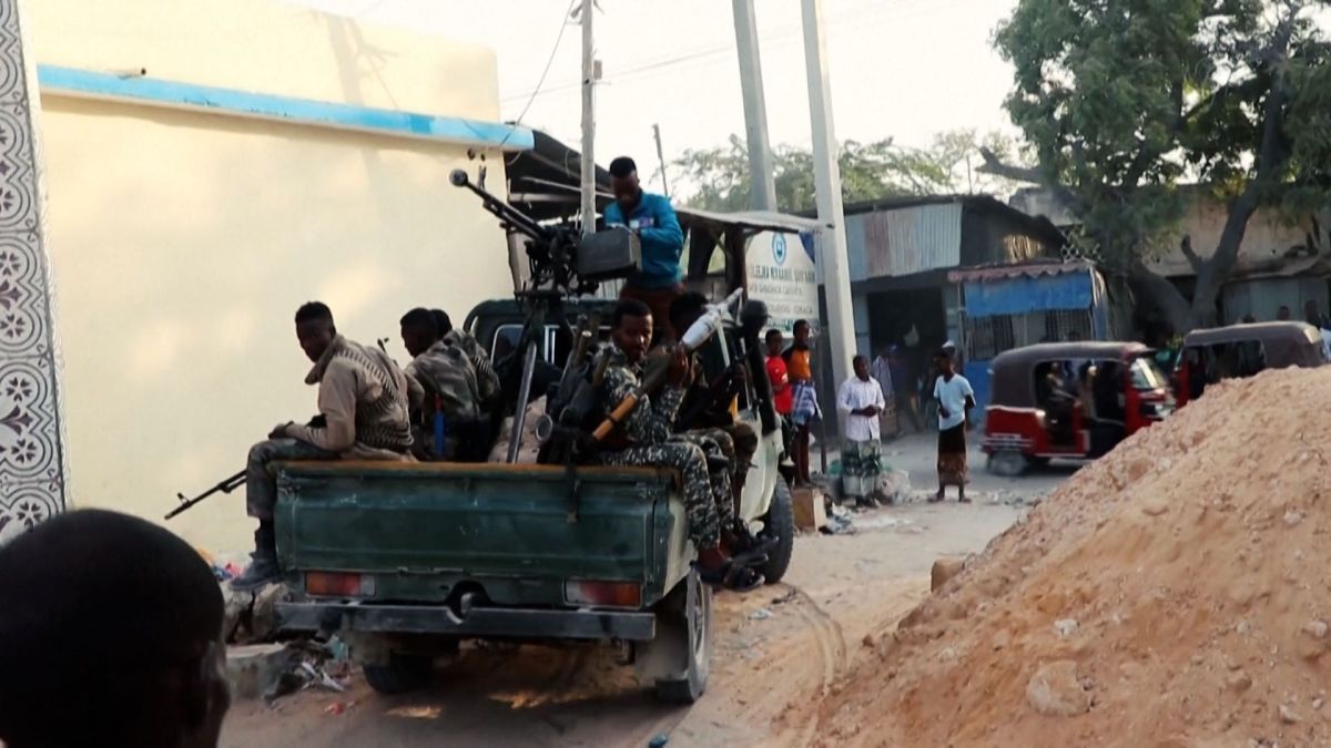 كيف تستغل حركة الشباب في الصومال الشريعة لمصالحها الشخصية؟