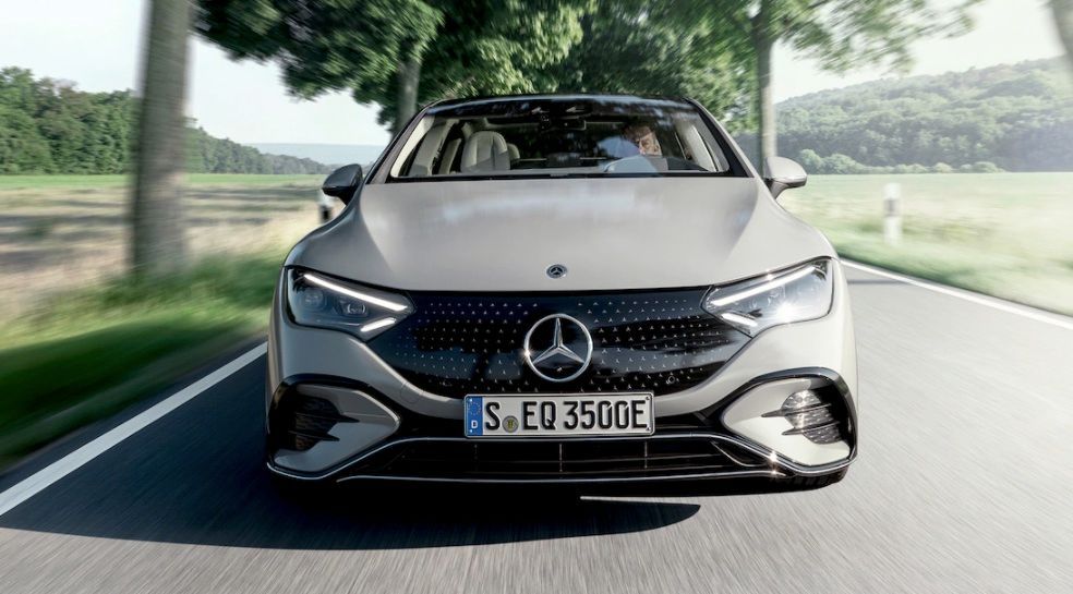 سيارات 2022 الكهربائية.. مرسيدس EQE جاهزة لمنافسة BMW وتيسلا 3 مرسيدس اي كيو اي – Mercedes EQE