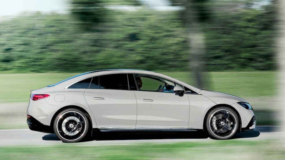 سيارات 2022 الكهربائية.. مرسيدس EQE جاهزة لمنافسة BMW وتيسلا 4 مرسيدس اي كيو اي – Mercedes EQE