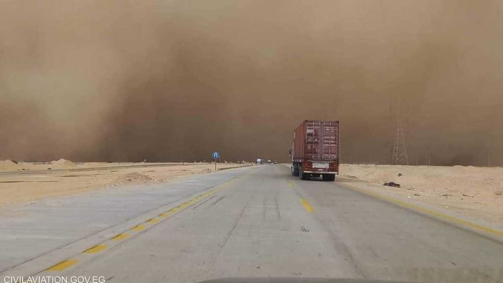 أمطار رعدية وعاصفة ترابية.. مصر تنتظر ذروة سوء الأحوال الجوية