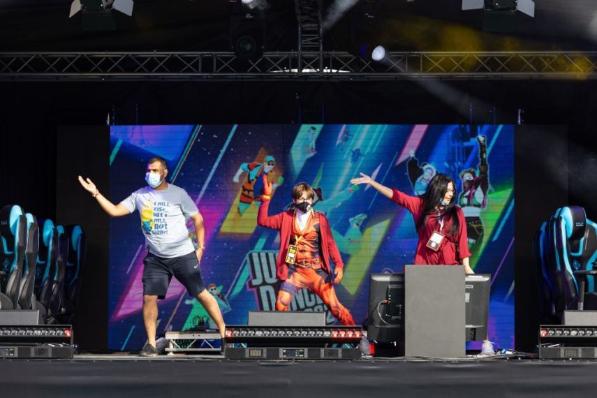 مختصون بمعرض "كوميك كون" يتوقعون أن يبلغ حجم صناعة الأفلام 46 مليار درهم في 2025