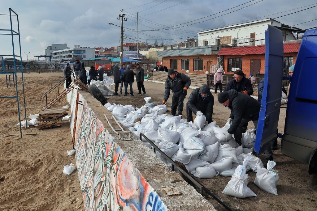 لمواجهة الغزو الروسي.. سكان أوديسا الأوكرانية يستعدون للأسوأ 5 لمواجهة الغزو الروسي.. سكان أوديسا الأوكرانية يستعدون للأسوأ