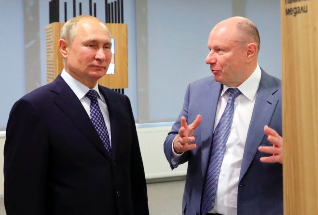 صديق بوتين ينتقد قراراته.. بوتانين: "روسيا ستعود إلى 1917" 1 صديق بوتين ينتقد قراراته.. بوتانين: "روسيا ستعود إلى 1917"