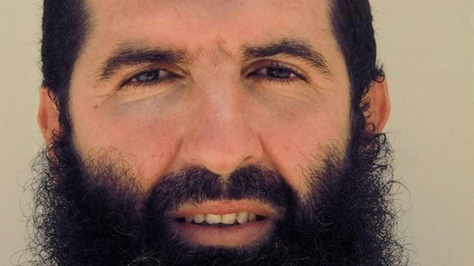 من هو الجزائري سفيان برهومي العائد إلى وطنه بعد 20 عاما قضاها في غوانتانامو؟