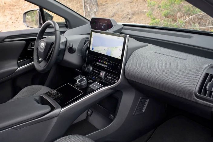 سيارة تويوتا bZ4X الكهربائية