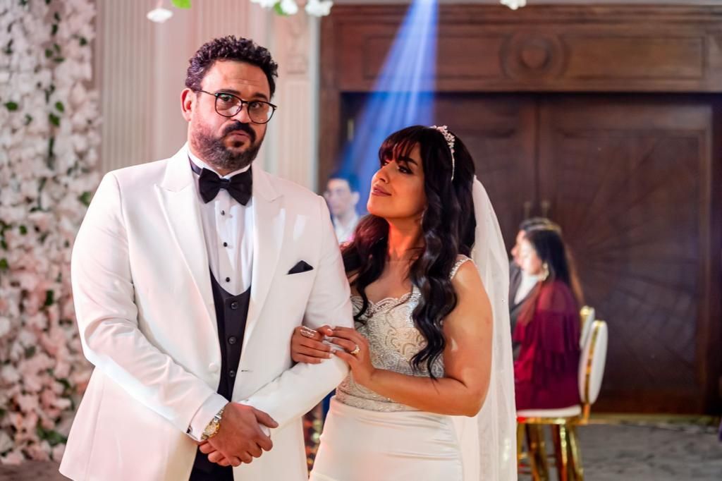 بالفيديو والصور.. أغنية "أنا العريس" ضمن أحداث الحلقة 15 من مسلسل "مكتوب عليا" في قائمة الأعلى مشاهدة