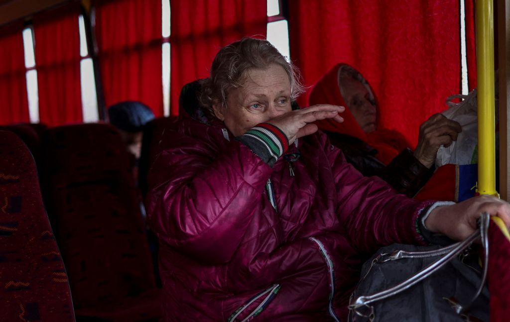 زيلينسكي يحذر من عزم روسيا تدمير مدينة أخرى غير ماريوبول: "إنهم يريدون حرفياً القضاء عليها" 3 أوكرانيا تتهم روسيا بالسعي إلى تدمير دونباس