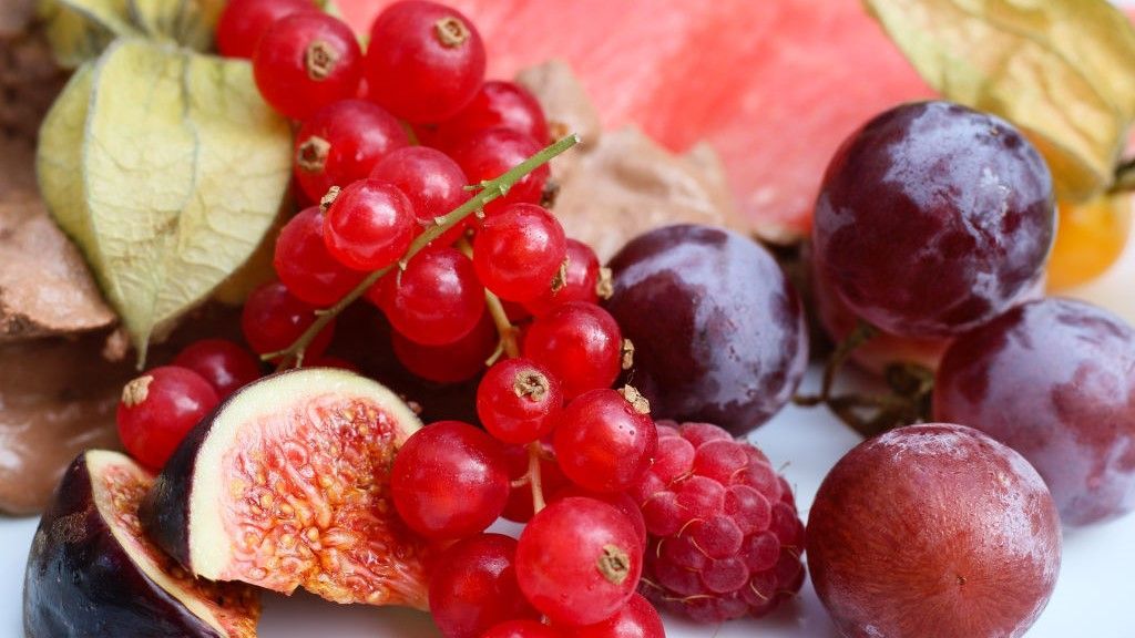 بالدليل العلمي.. 5 فيتامينات يجب أن تتناولها يومياً 1 فيتامينات