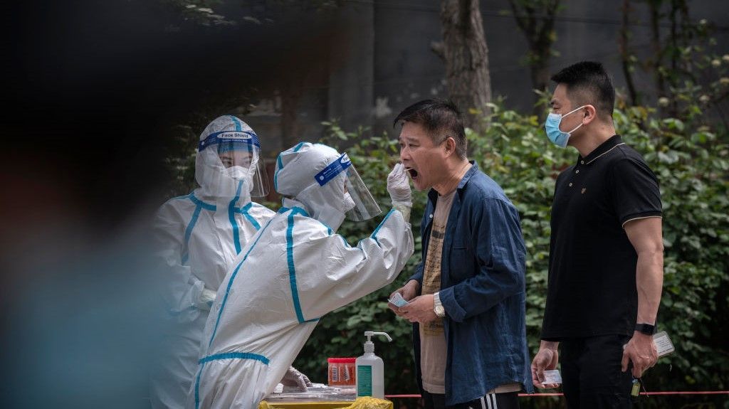 بكين تجري 20 مليون اختبار كورونا مع تزايد حالات الاصابة 1 بكين