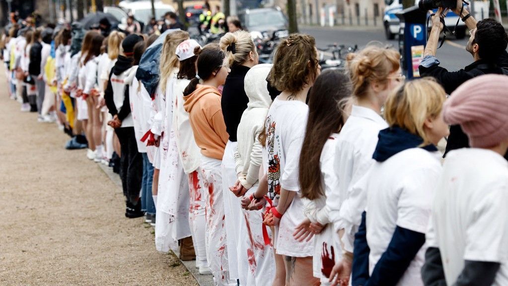 اغتصب النساء والرجال والأطفال.. اتهامات للجيش الروسي بارتكاب فظائع في أوكرانيا