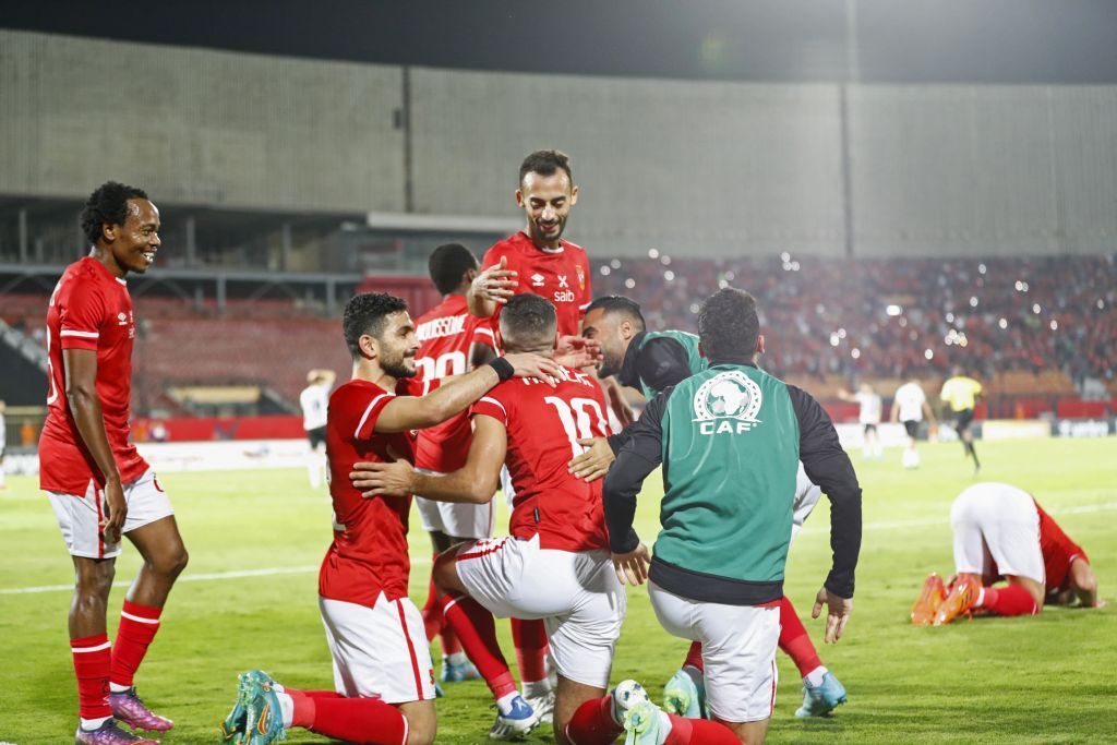 الأهلي يضع قدما في نهائي دوري أبطال أفريقيا بعد الفوز العريض على وفاق سطيف