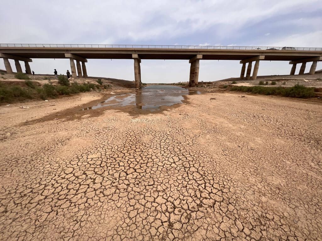 اختفاء بحيرة حمرين في العراق