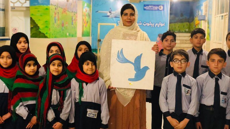 باشتانا دوراني تكسر قرار طالبان بشأن تعليم الفتيات.. فماذا فعلت هذه الناشطة الأفغانية؟