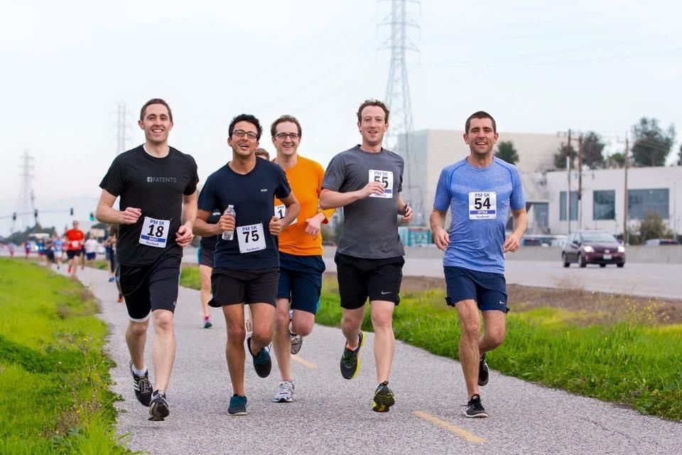 من المصري الذي ترك العمل في فيسبوك وغوغل ليصبح "حانوتي"؟