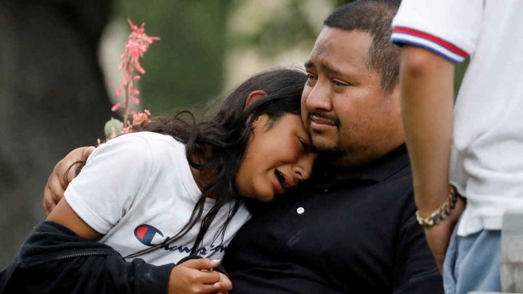 تفاصيل مروعة.. من هو مطلق النار في تكساس؟