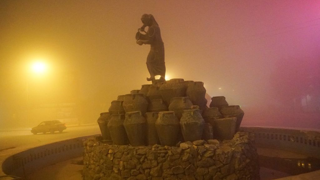 العواصف الترابية وأزمة المناخ.. هل يقترب الكوكب من الانهيار؟ 1 العواصف الترابية وأزمة المناخ.. هل يقترب الكوكب من الانهيار؟