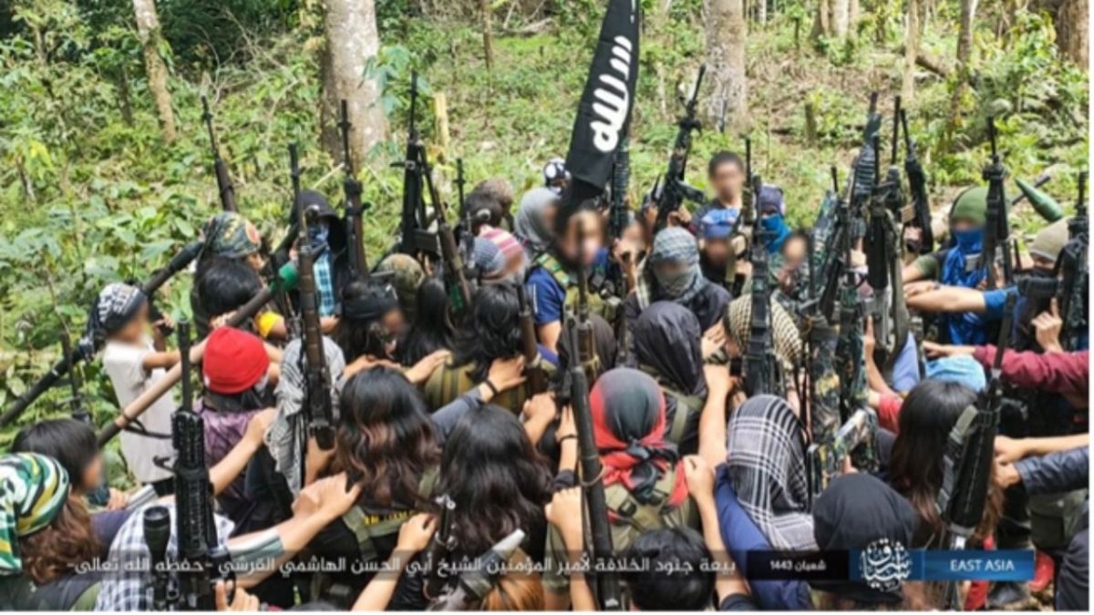 ما الأسباب وراء توسع الجماعات الجهادية في شرق آسيا؟
