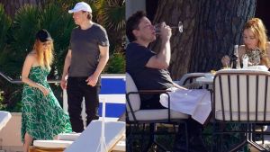 من هي الممثلة التي خطفت قلب إيلون ماسك أغنى رجل في العالم؟