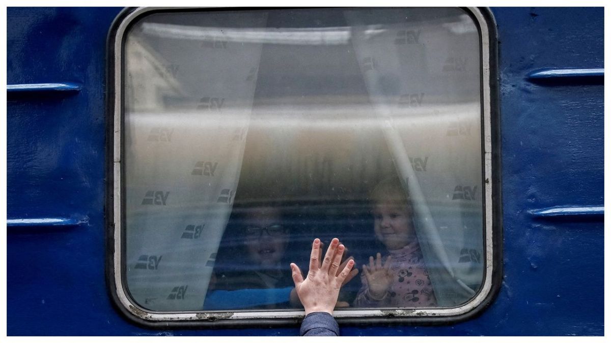 إبادة جماعية محتملة.. أوكرانيا تحقق في ترحيل أطفال إلى روسيا