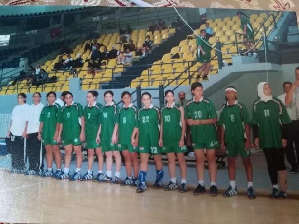 من المصرية بنت السيدة زينب أحسن لاعبة في فرنسا.. وكيف تألقت في كرة اليد والقدم معاً؟