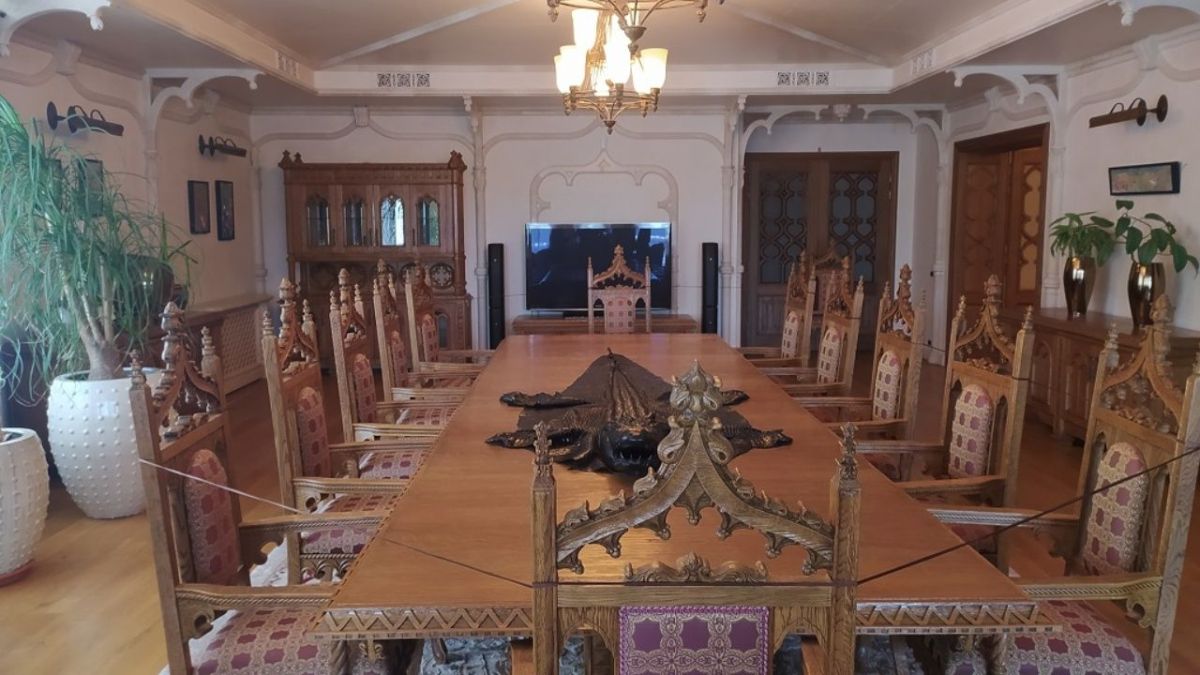 قصرالمخلوع ياناكوفيتش.. أشعل شرارة الثورة في أوكرانيا ورسم مسار الحرب 6 قصرالمخلوع ياناكوفيتش.. أشعل شرارة الثورة في أوكرانيا ورسم مسار الحرب
