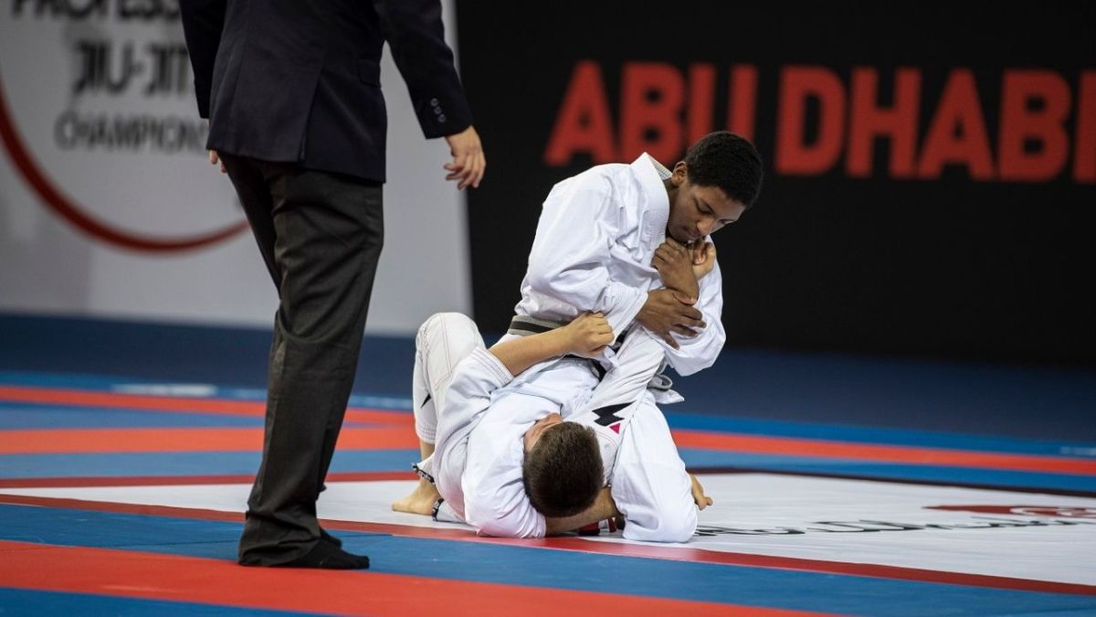الإمارات تتصدر بطولة التحدي للجوجيتسو