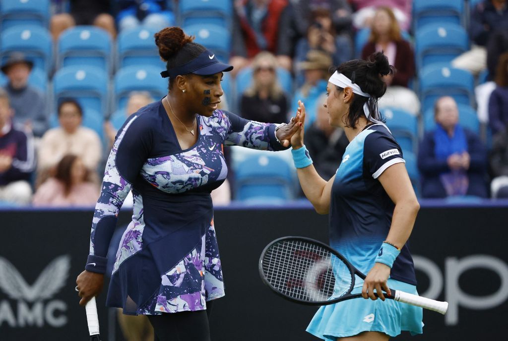 أنس جابر وسيرينا وليامز إلى نصف نهائي إيستبورن