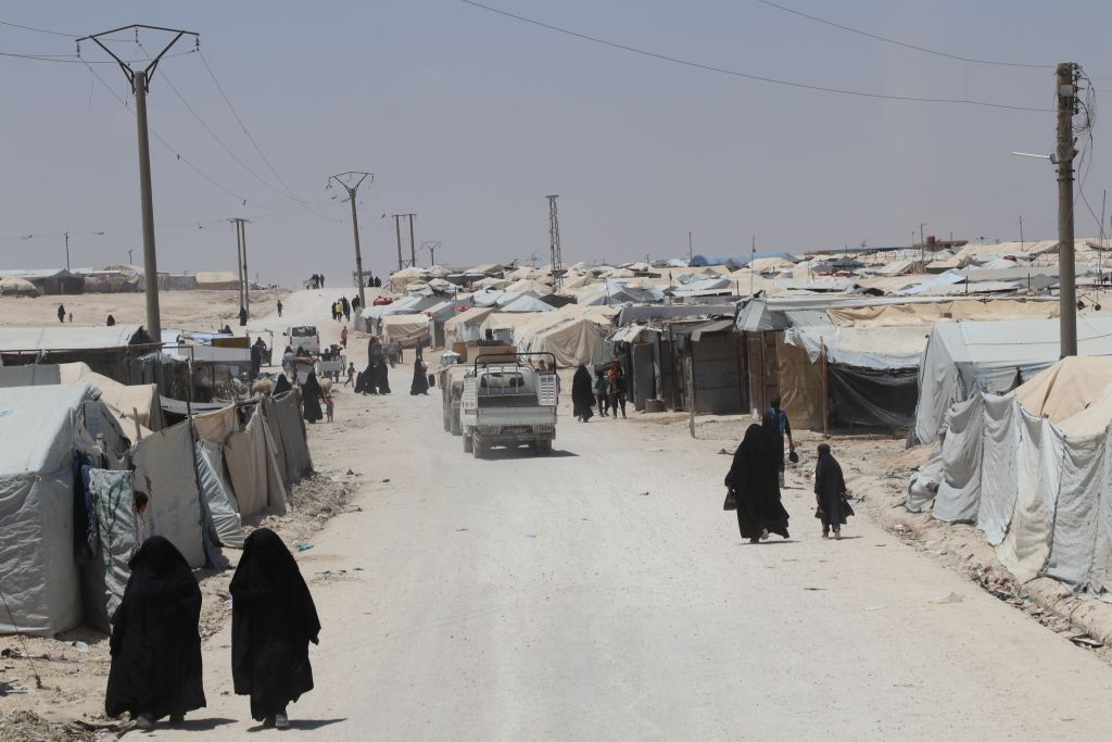 رعب في مخيم الهول بشرق سوريا