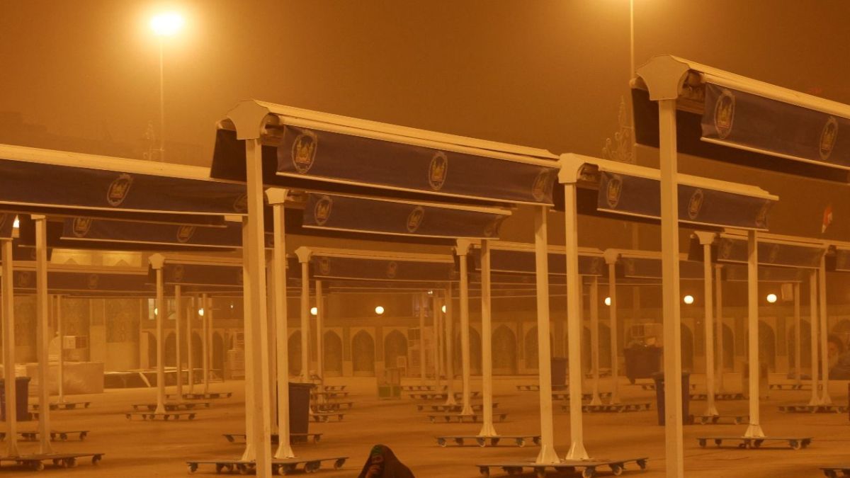 العراق تحت التراب.. العاصفة الرملية تشل أغلب المدن العراقية