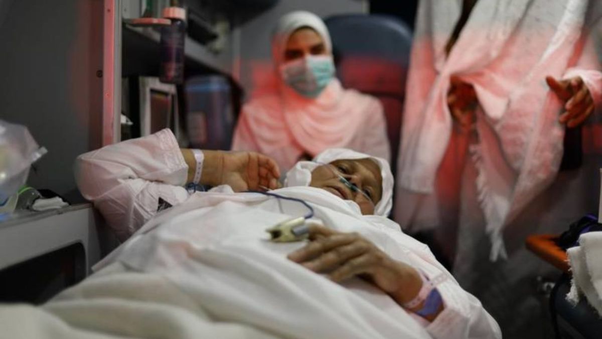 نقل مرضى وحدة العناية المركزة إلى مكة المكرمة لأداء فريضة الحج