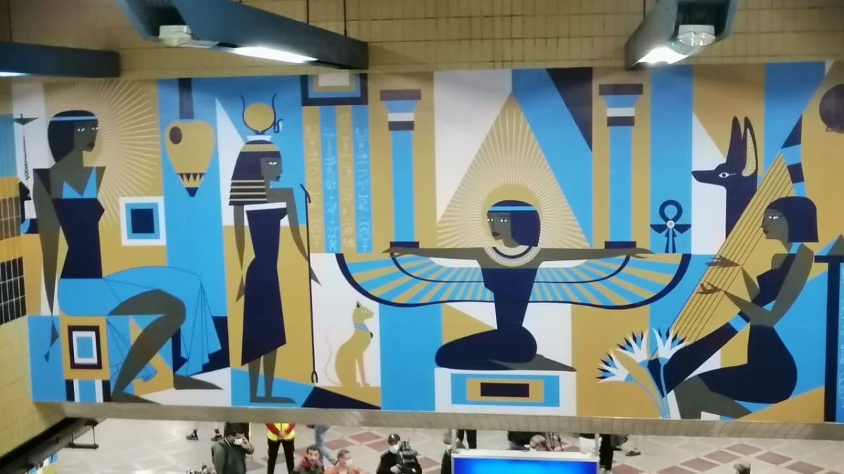 من المسؤول الذي ساعد غادة والي على تنفيذ لوحات المترو المسروقة؟