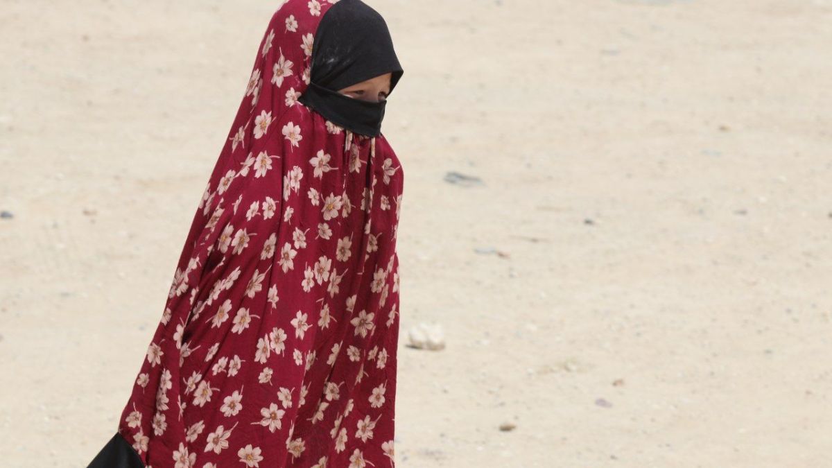 داخل مخيم الهول.. حلم نساء داعش بإعادة دولتهم المزعومة